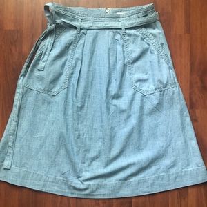 Gap chambray skirt size 28
